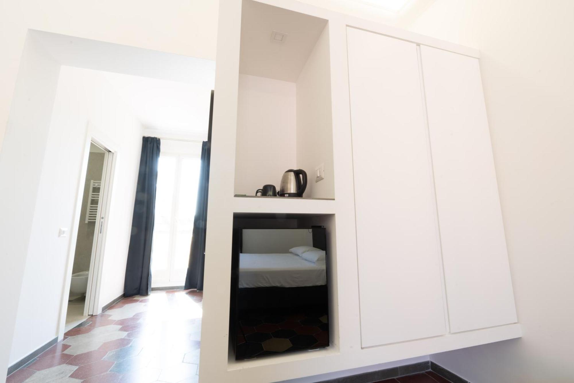Inn Urbe Colosseo Рим Екстериор снимка